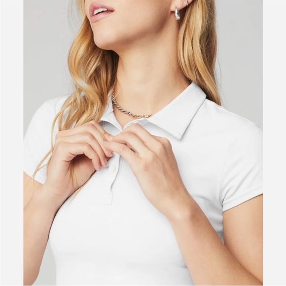 Alo Yoga Choice Polo Top - Size:M - White - NWOT - Picture 3 of 7